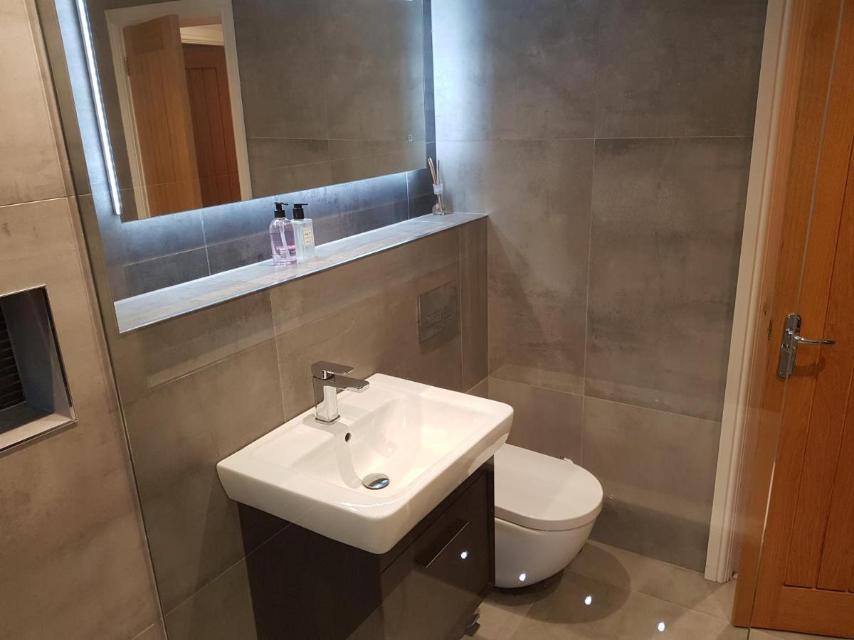 Central Windermere Luxury Two Bed Apartment Dog Friendly ภายนอก รูปภาพ